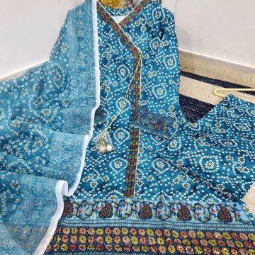 Digital Printed Lawn Dress with Embroidery Patch Work & Organza Dupatta 2k262 Piece Lawn Suit with Organza Dupatta