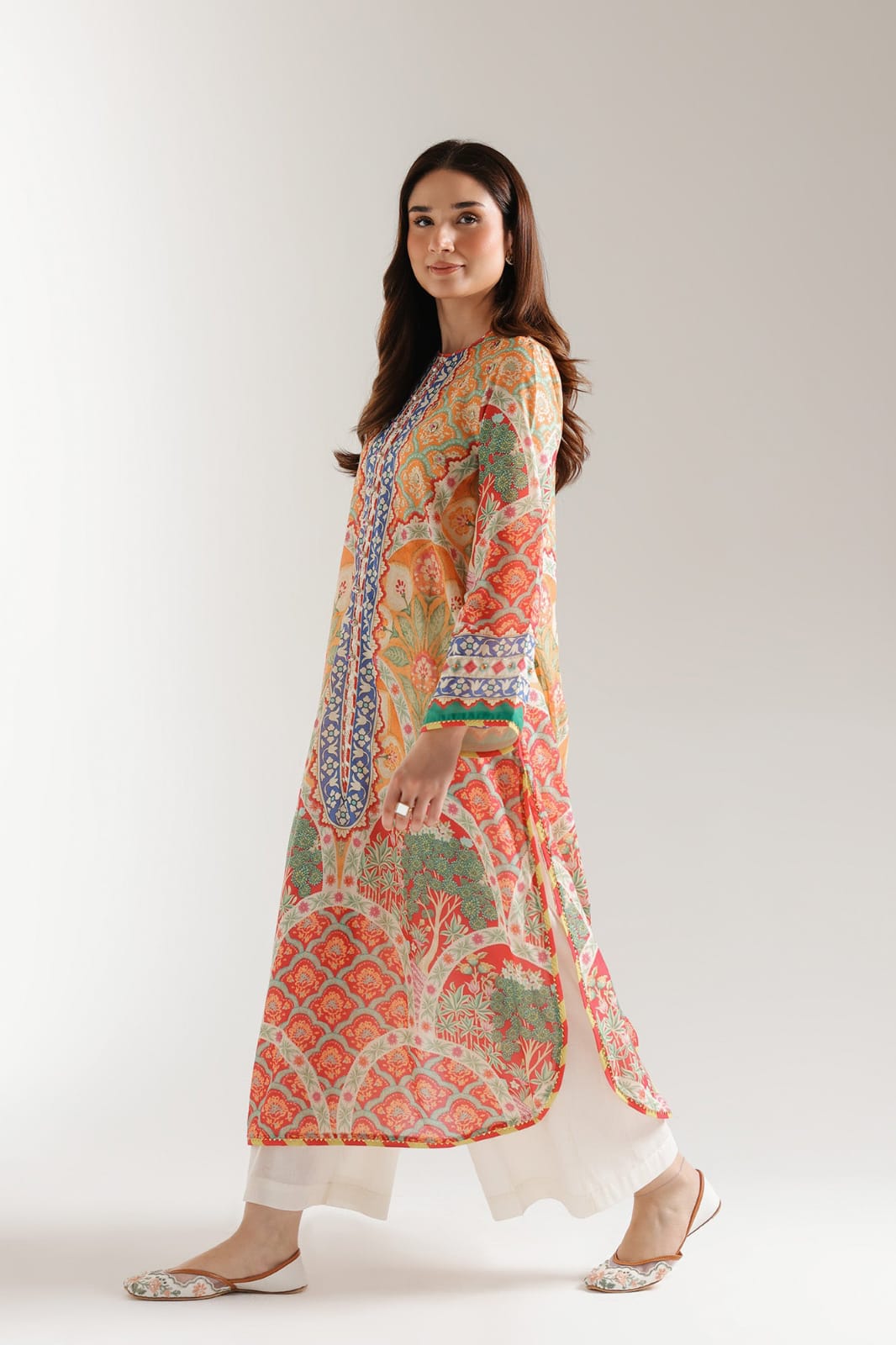 NEW ARRIVAL MOST VIRAL LONG 2PC ........📣📣 STUFF BANA DORA SWISS LAWN DIGITAL PRINTS - Image 2