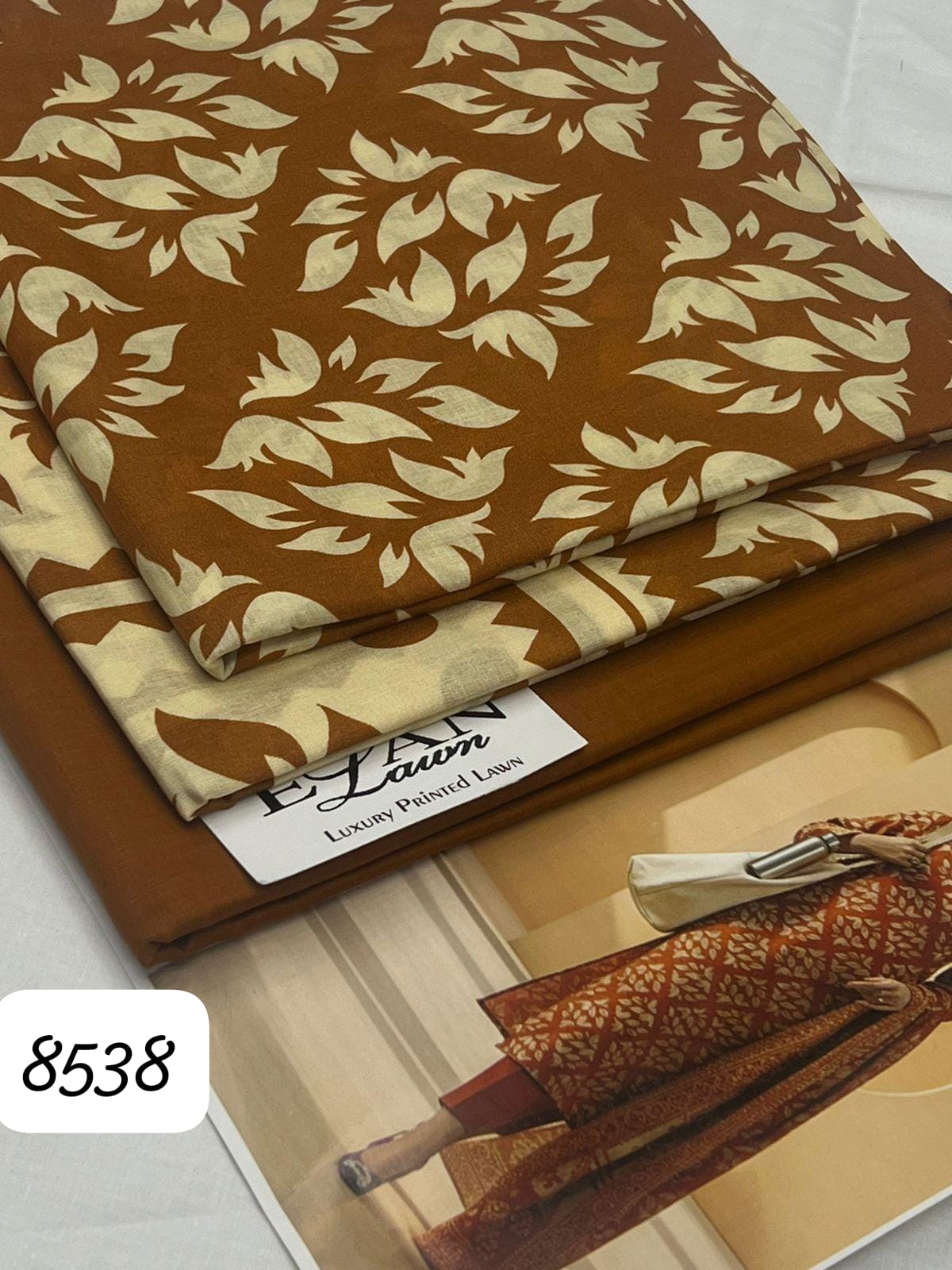 Digital printed 3 piece lawn - Image 13